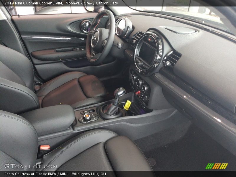 Moonwalk Grey / Carbon Black 2019 Mini Clubman Cooper S All4