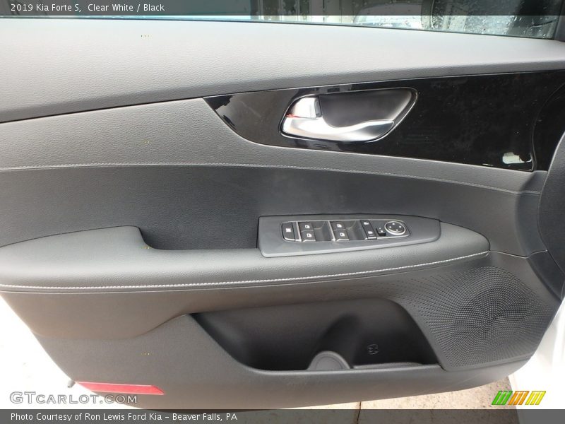 Clear White / Black 2019 Kia Forte S