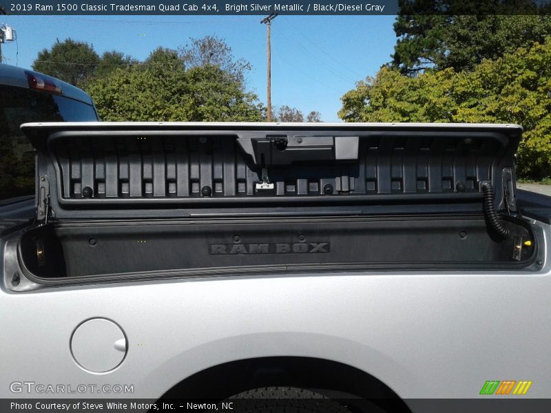 Bright Silver Metallic / Black/Diesel Gray 2019 Ram 1500 Classic Tradesman Quad Cab 4x4