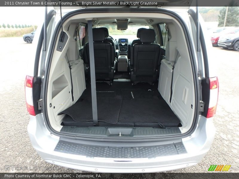 Bright Silver Metallic / Black/Light Graystone 2011 Chrysler Town & Country Touring - L