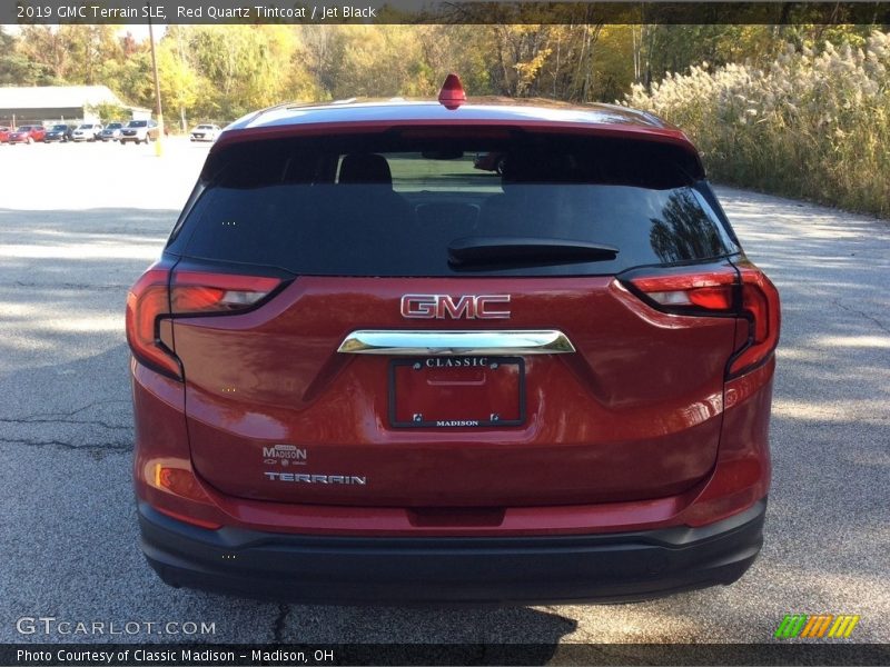 Red Quartz Tintcoat / Jet Black 2019 GMC Terrain SLE