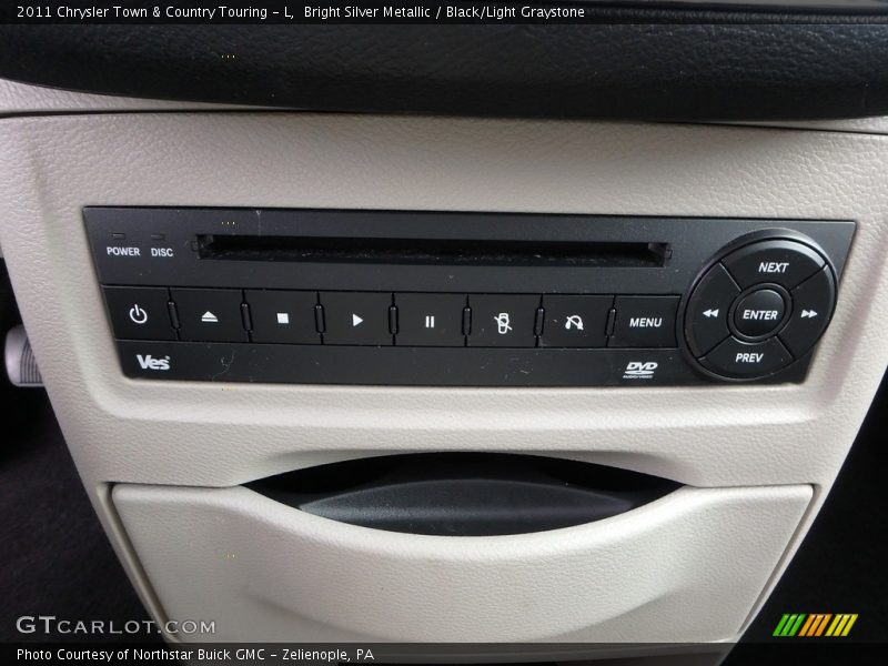 Bright Silver Metallic / Black/Light Graystone 2011 Chrysler Town & Country Touring - L