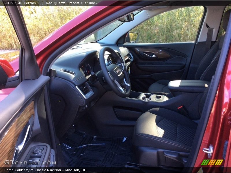 Red Quartz Tintcoat / Jet Black 2019 GMC Terrain SLE