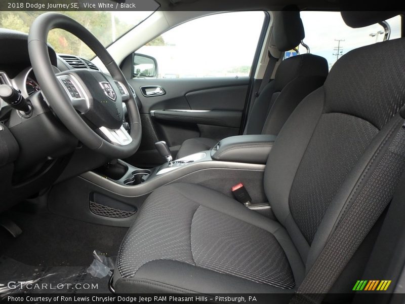 Vice White / Black 2018 Dodge Journey SE