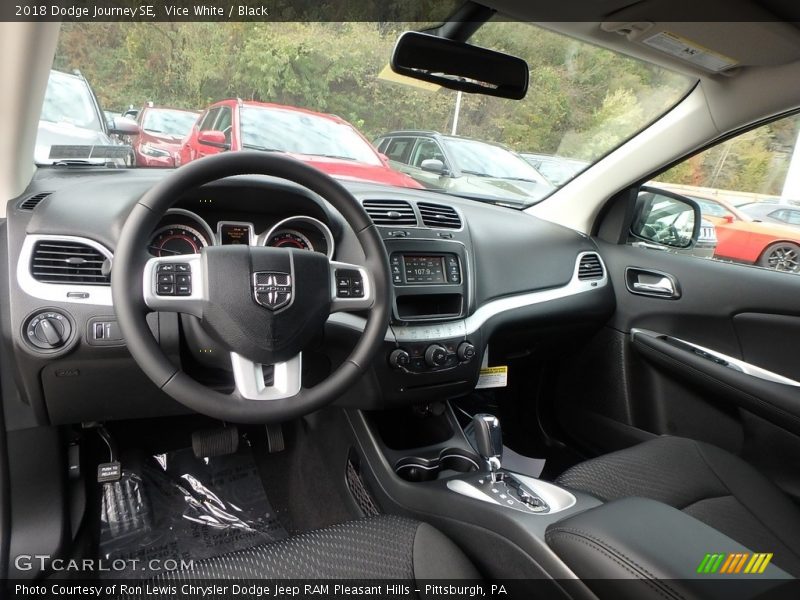 Vice White / Black 2018 Dodge Journey SE