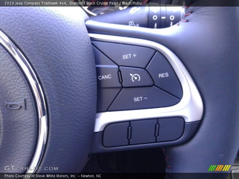 Diamond Black Crystal Pearl / Black/Ruby 2019 Jeep Compass Trailhawk 4x4