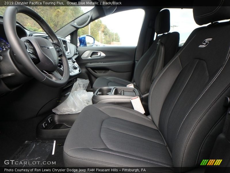 Ocean Blue Metallic / Black/Black 2019 Chrysler Pacifica Touring Plus