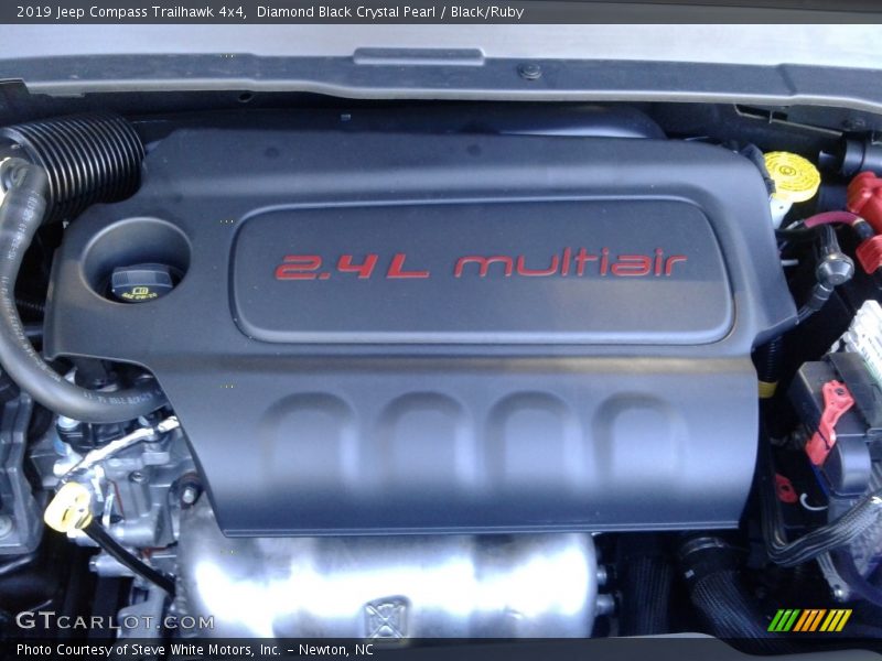 Diamond Black Crystal Pearl / Black/Ruby 2019 Jeep Compass Trailhawk 4x4