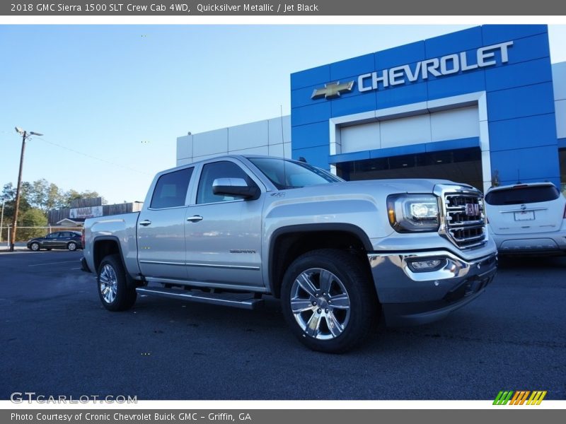 Front 3/4 View of 2018 Sierra 1500 SLT Crew Cab 4WD
