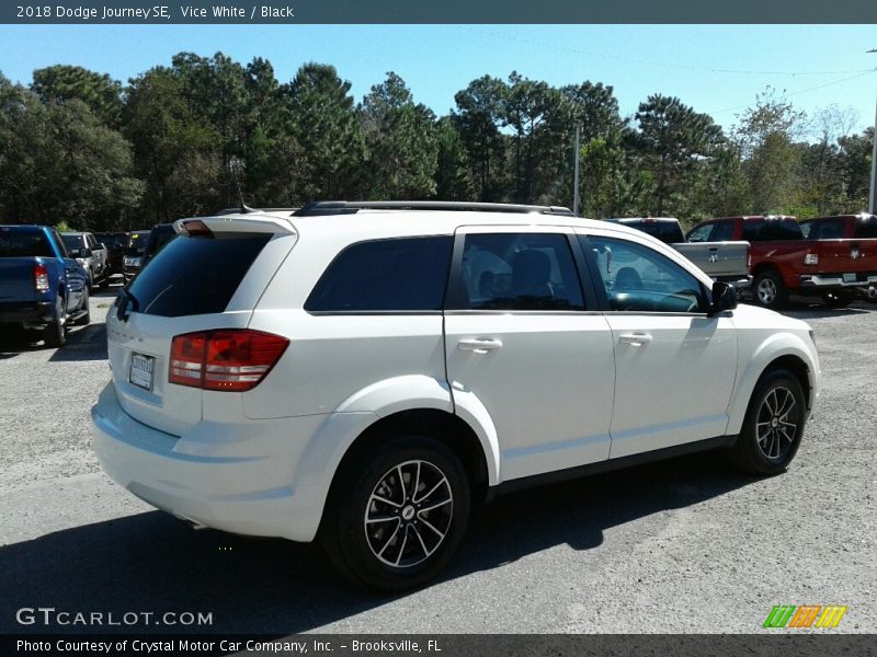 Vice White / Black 2018 Dodge Journey SE