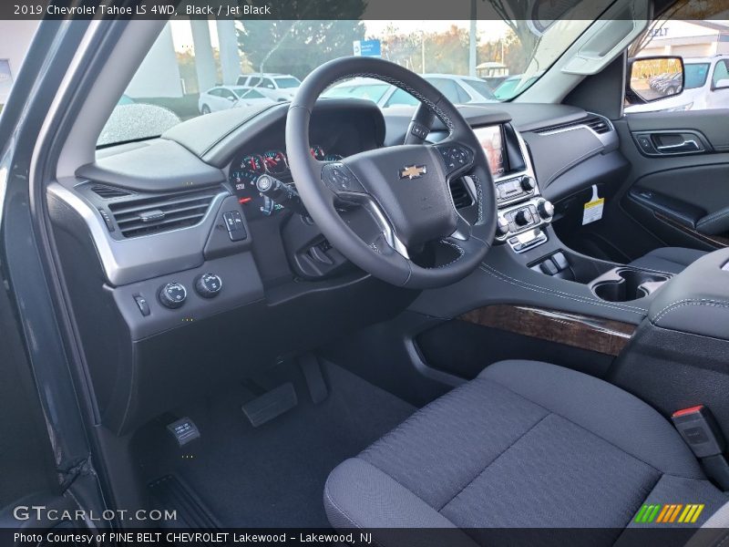 Black / Jet Black 2019 Chevrolet Tahoe LS 4WD