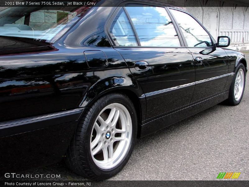 Jet Black / Grey 2001 BMW 7 Series 750iL Sedan