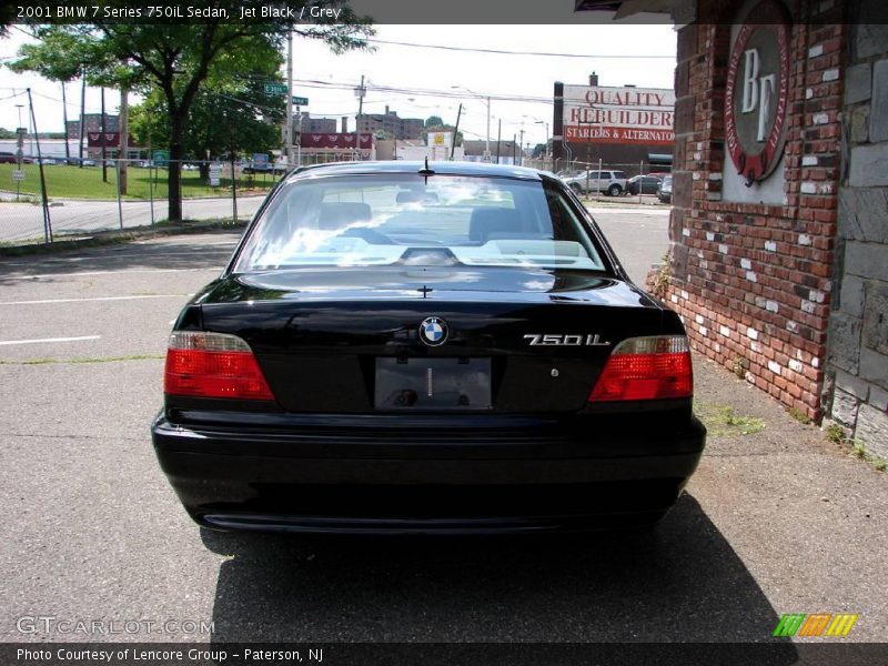 Jet Black / Grey 2001 BMW 7 Series 750iL Sedan