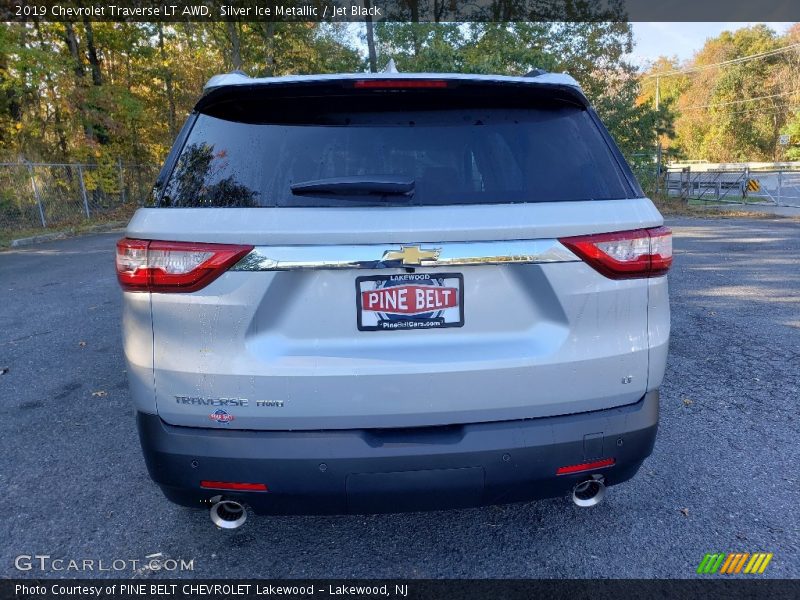 Silver Ice Metallic / Jet Black 2019 Chevrolet Traverse LT AWD