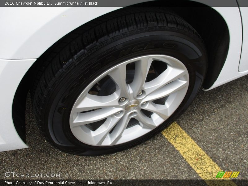 Summit White / Jet Black 2016 Chevrolet Malibu LT