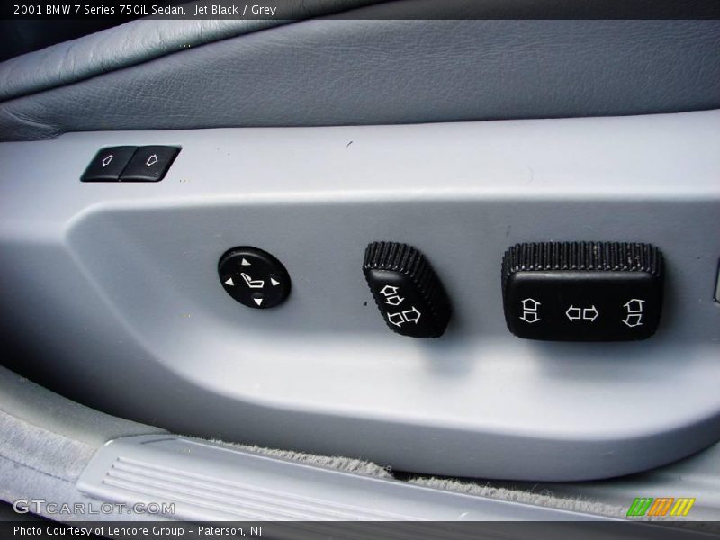 Jet Black / Grey 2001 BMW 7 Series 750iL Sedan
