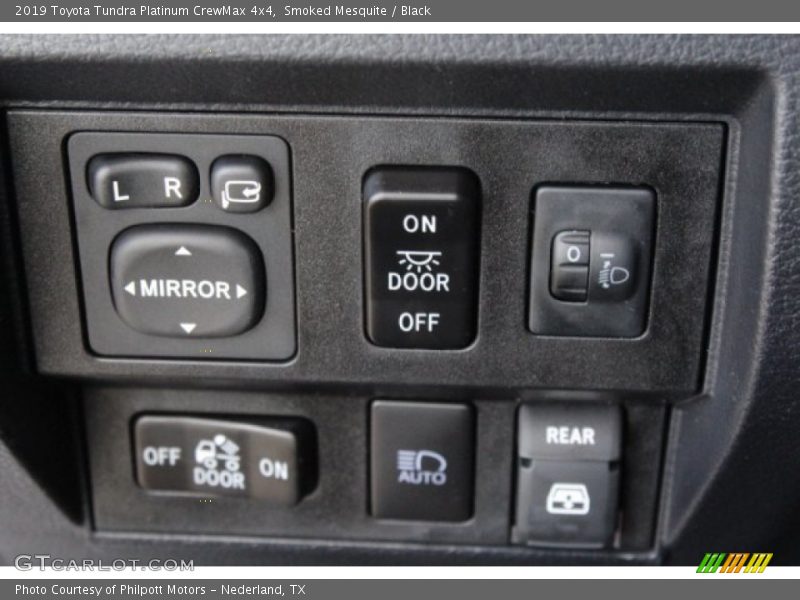 Smoked Mesquite / Black 2019 Toyota Tundra Platinum CrewMax 4x4