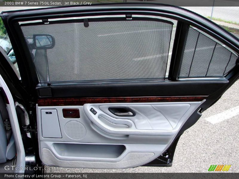 Jet Black / Grey 2001 BMW 7 Series 750iL Sedan