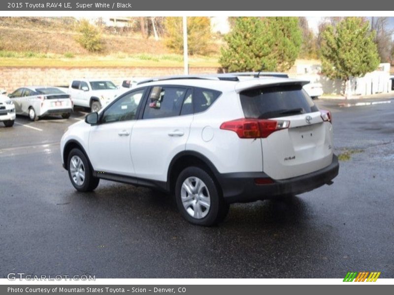 Super White / Black 2015 Toyota RAV4 LE