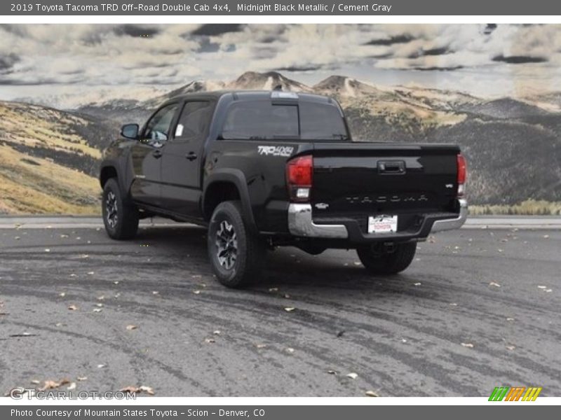 Midnight Black Metallic / Cement Gray 2019 Toyota Tacoma TRD Off-Road Double Cab 4x4