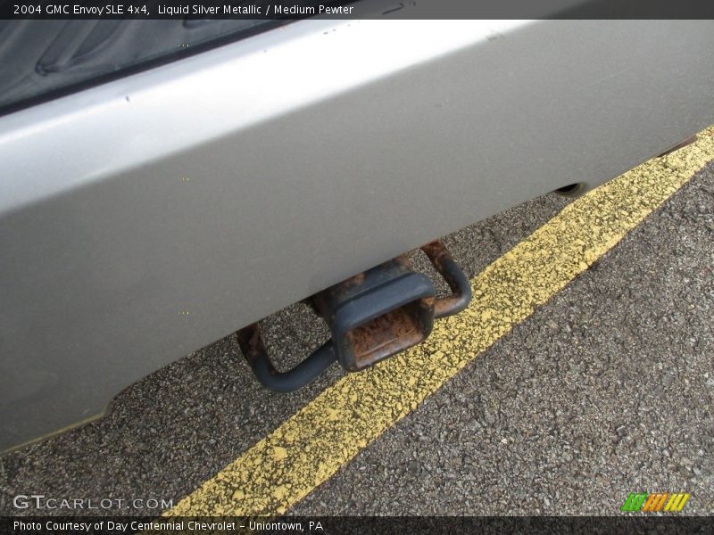 Liquid Silver Metallic / Medium Pewter 2004 GMC Envoy SLE 4x4