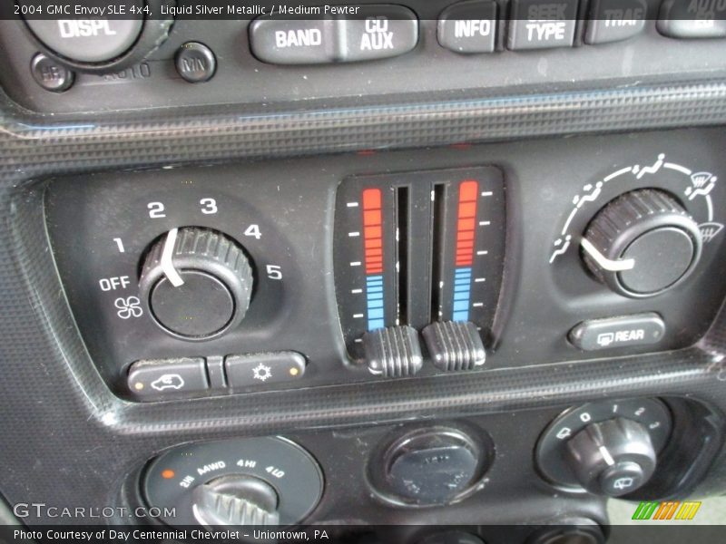 Liquid Silver Metallic / Medium Pewter 2004 GMC Envoy SLE 4x4