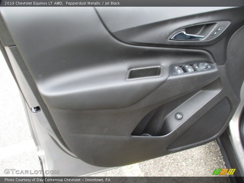 Pepperdust Metallic / Jet Black 2019 Chevrolet Equinox LT AWD