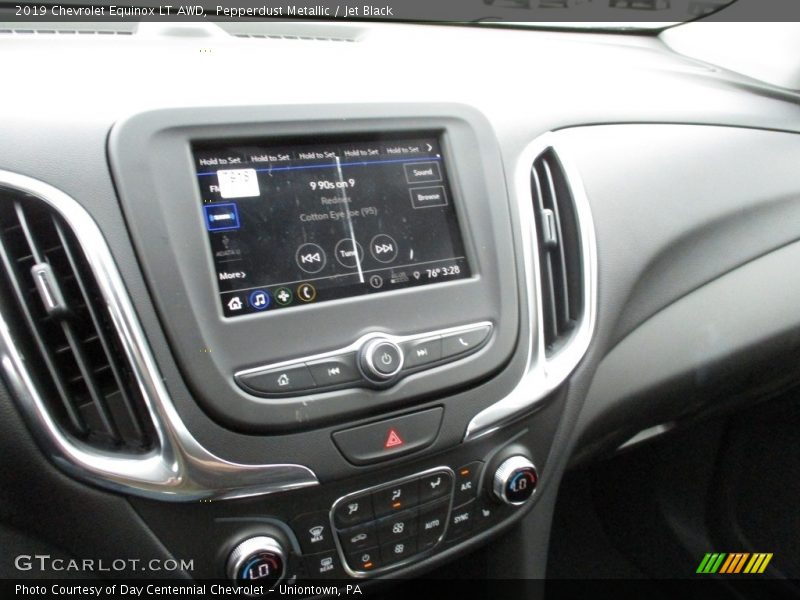 Pepperdust Metallic / Jet Black 2019 Chevrolet Equinox LT AWD