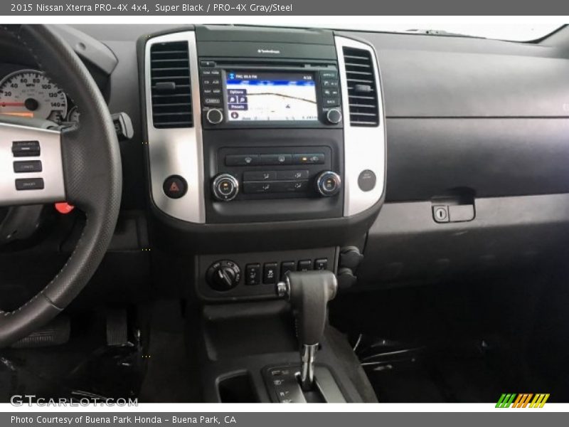 Super Black / PRO-4X Gray/Steel 2015 Nissan Xterra PRO-4X 4x4