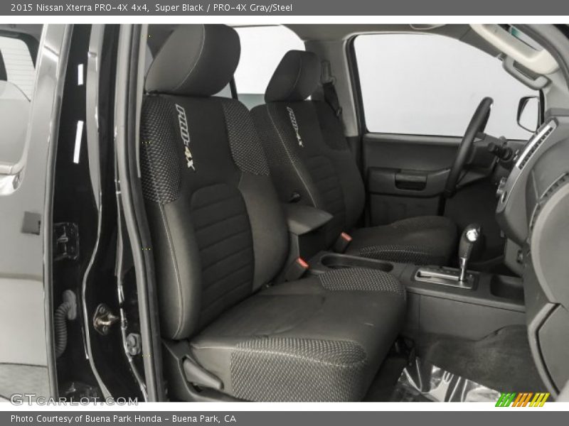 Super Black / PRO-4X Gray/Steel 2015 Nissan Xterra PRO-4X 4x4