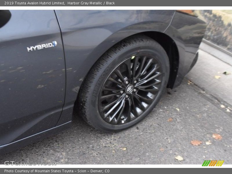 Harbor Gray Metallic / Black 2019 Toyota Avalon Hybrid Limited