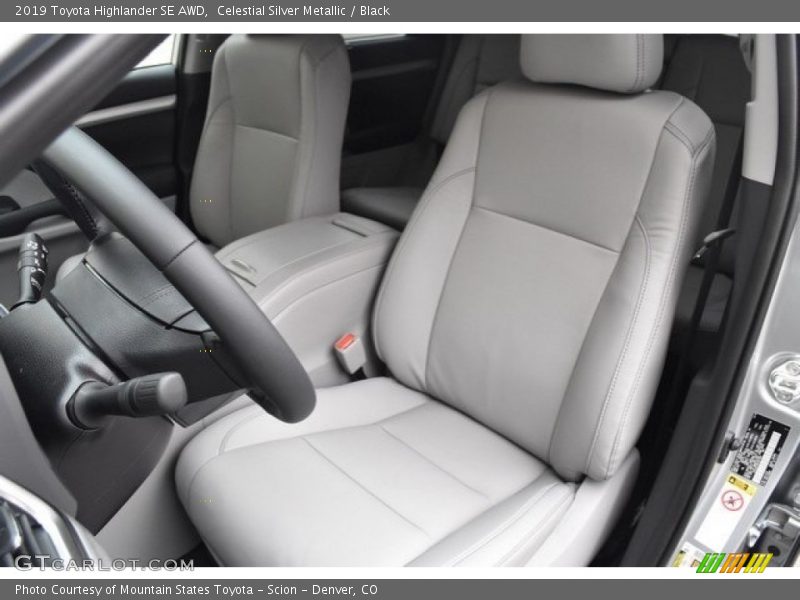 Celestial Silver Metallic / Black 2019 Toyota Highlander SE AWD