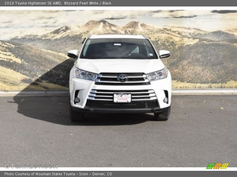 Blizzard Pearl White / Black 2019 Toyota Highlander SE AWD