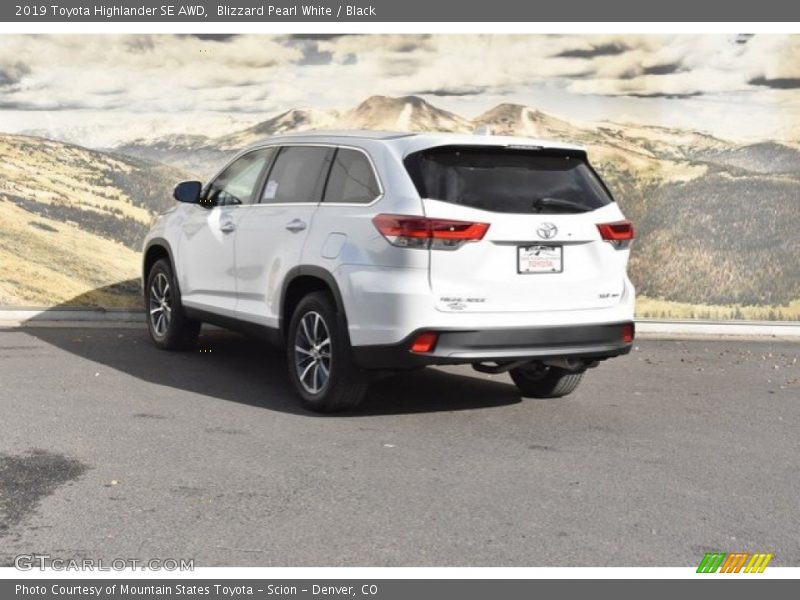 Blizzard Pearl White / Black 2019 Toyota Highlander SE AWD