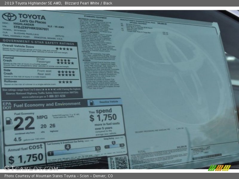 Blizzard Pearl White / Black 2019 Toyota Highlander SE AWD