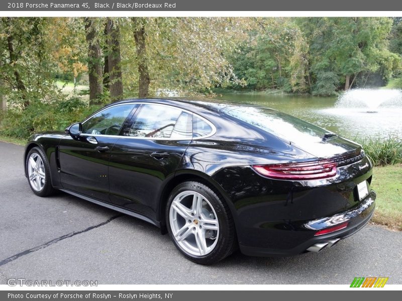Black / Black/Bordeaux Red 2018 Porsche Panamera 4S