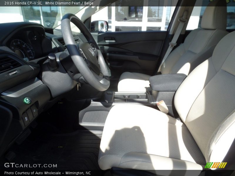 White Diamond Pearl / Beige 2016 Honda CR-V SE