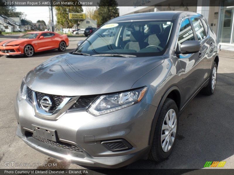 Gun Metallic / Charcoal 2016 Nissan Rogue S AWD