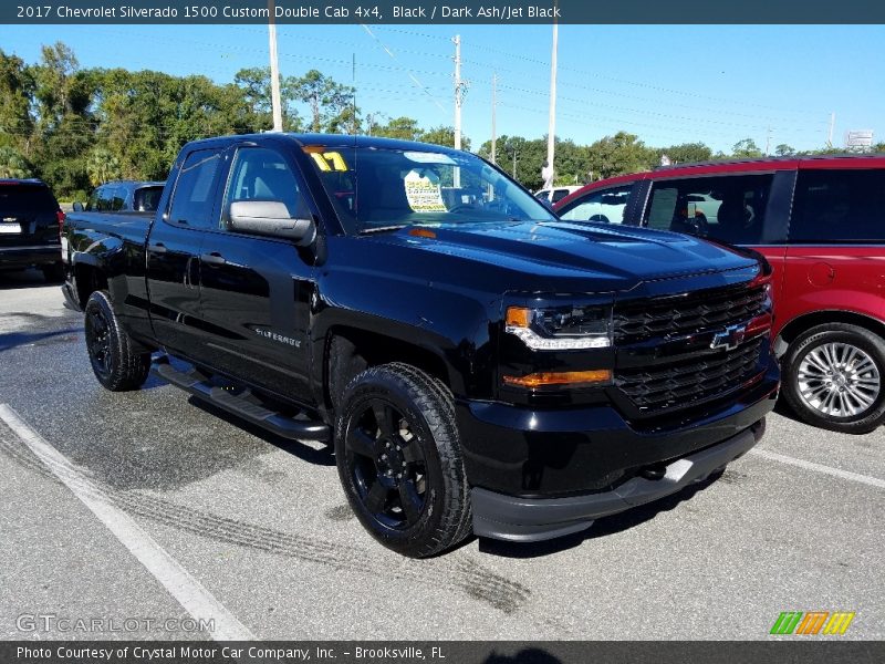 Black / Dark Ash/Jet Black 2017 Chevrolet Silverado 1500 Custom Double Cab 4x4