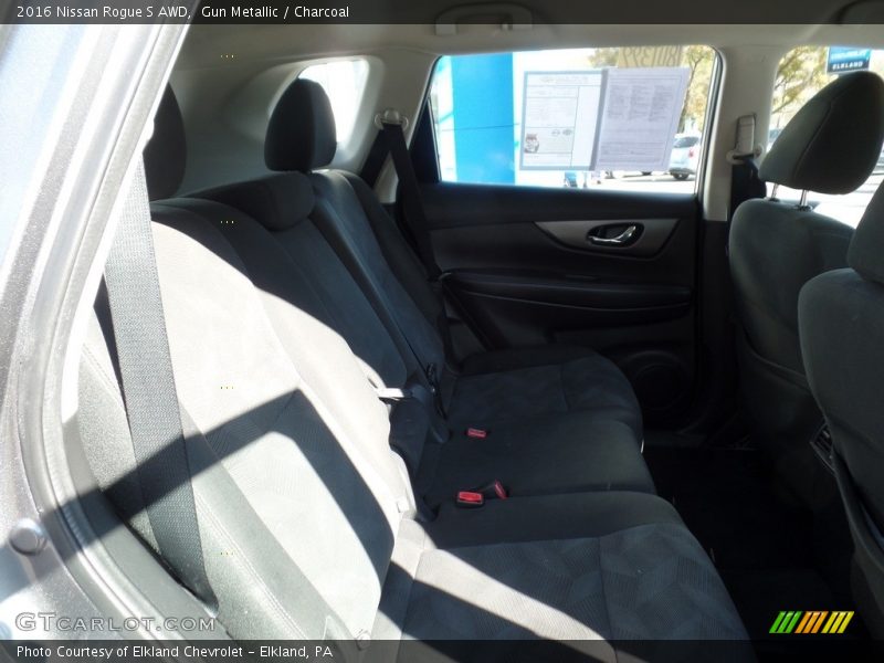 Gun Metallic / Charcoal 2016 Nissan Rogue S AWD