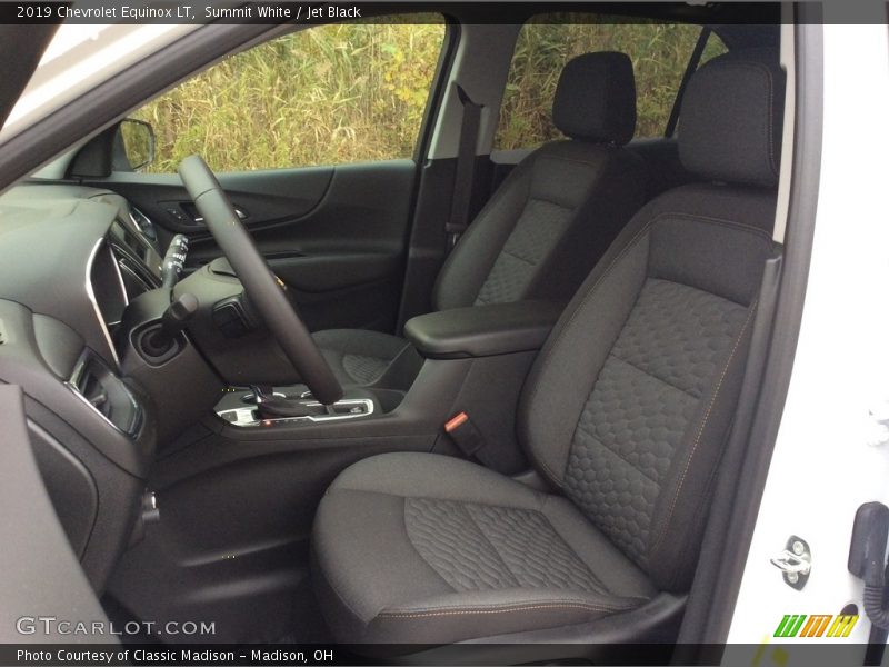 Summit White / Jet Black 2019 Chevrolet Equinox LT