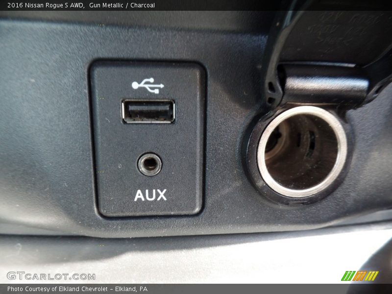Gun Metallic / Charcoal 2016 Nissan Rogue S AWD
