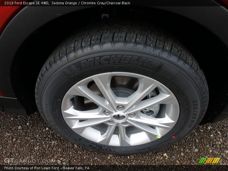  2019 Escape SE 4WD Wheel