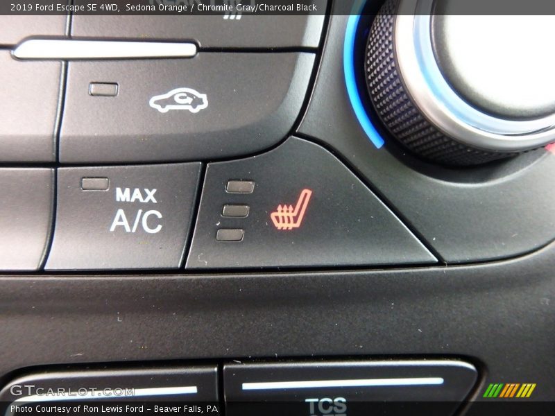 Sedona Orange / Chromite Gray/Charcoal Black 2019 Ford Escape SE 4WD