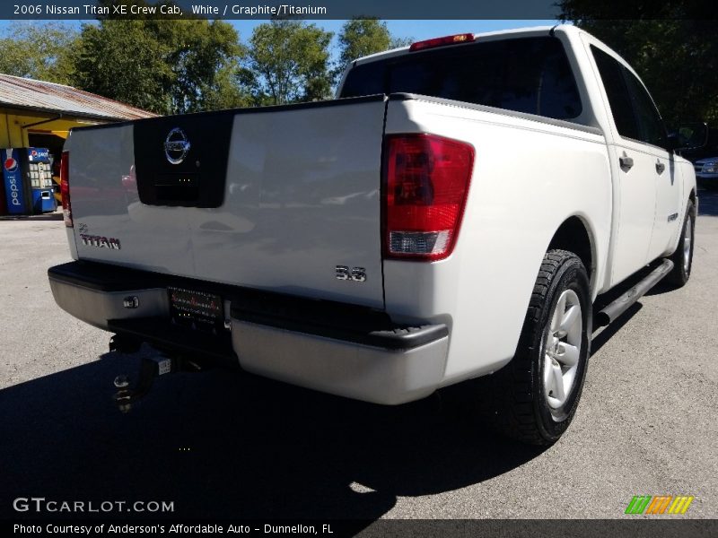 White / Graphite/Titanium 2006 Nissan Titan XE Crew Cab