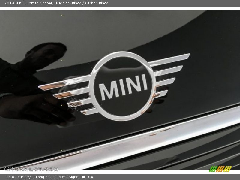 Midnight Black / Carbon Black 2019 Mini Clubman Cooper