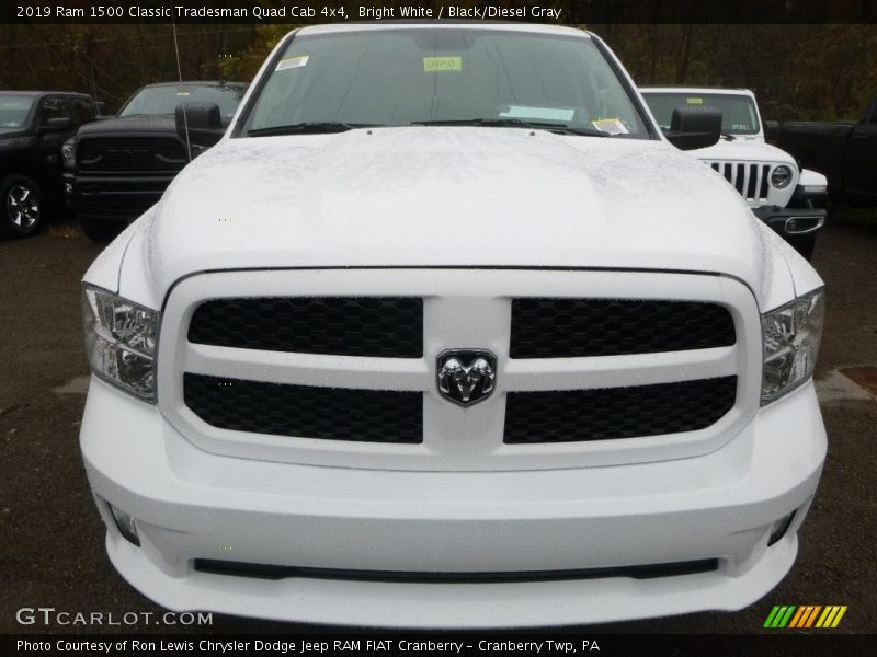 Bright White / Black/Diesel Gray 2019 Ram 1500 Classic Tradesman Quad Cab 4x4