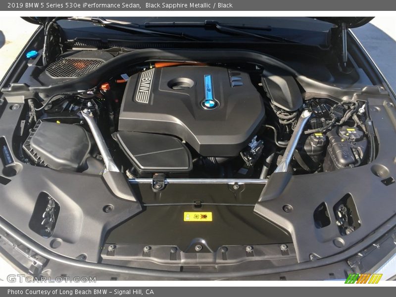 Black Sapphire Metallic / Black 2019 BMW 5 Series 530e iPerformance Sedan