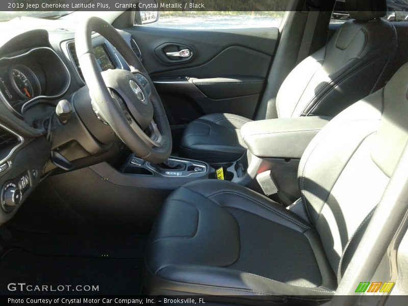 Granite Crystal Metallic / Black 2019 Jeep Cherokee Latitude Plus