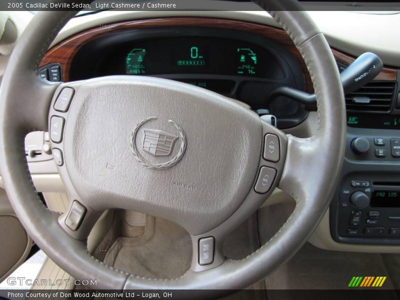 Light Cashmere / Cashmere 2005 Cadillac DeVille Sedan